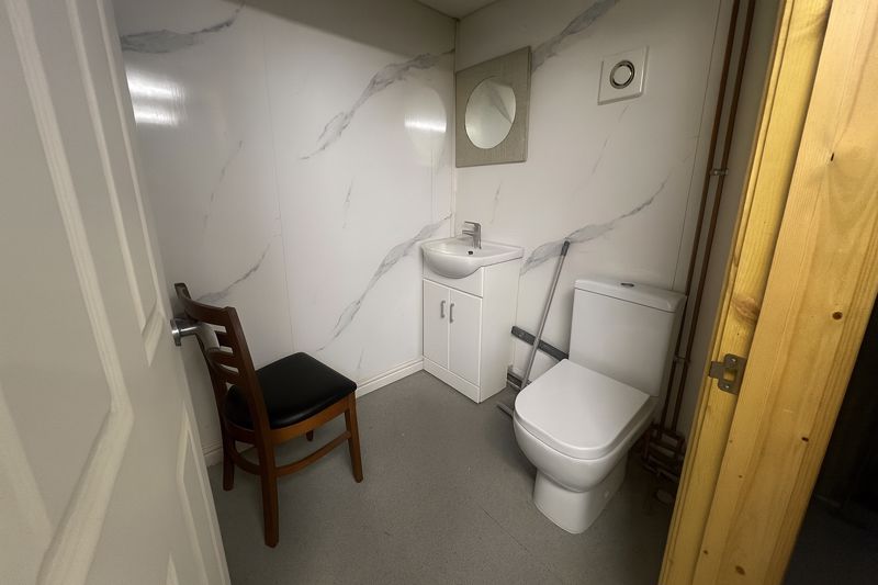 Photo 15- click for photo gallery